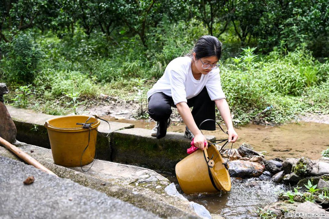 全网追的“扁担女孩”，找了一份暑假工，时薪12元 - 福州生活资讯 - 福州28生活网 fz.28life.com