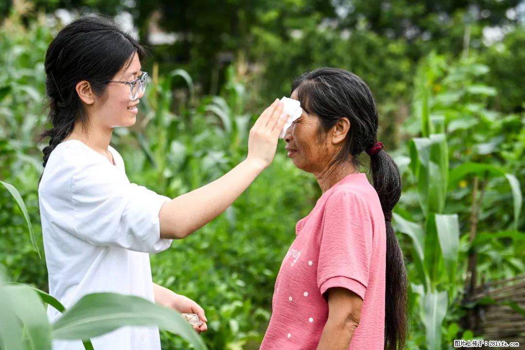 全网追的“扁担女孩”，找了一份暑假工，时薪12元 - 福州生活资讯 - 福州28生活网 fz.28life.com